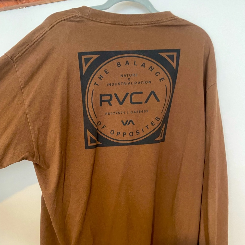 Long sleeve shirt